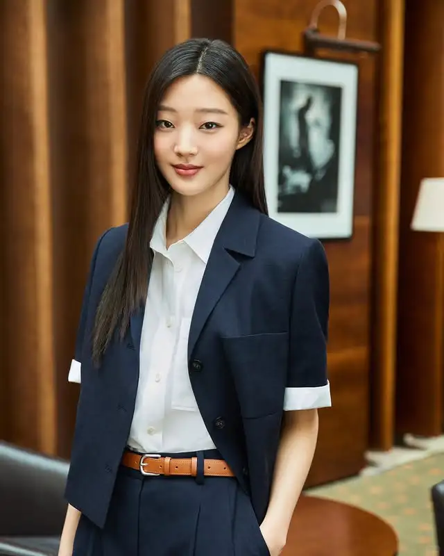 王牌出战 🇰🇷女模：姜恩