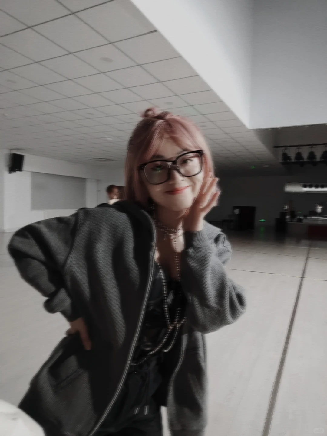 是26岁 生命正闪闪发光的 女博士