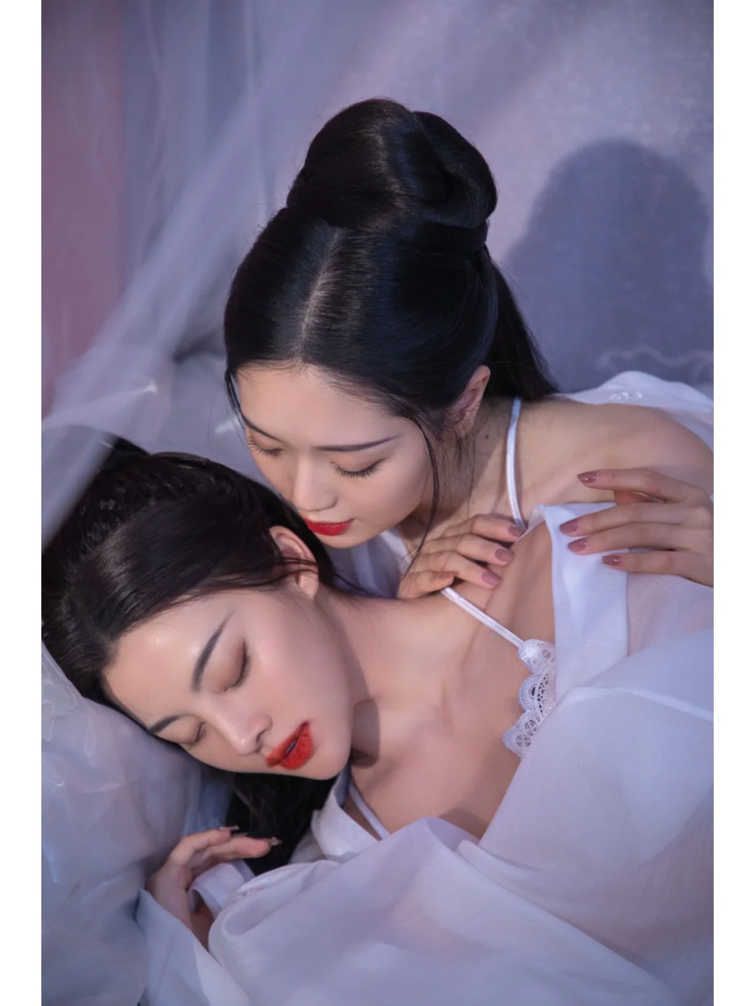 犹是春闺梦里人，和闺蜜拍的私房写真太可了