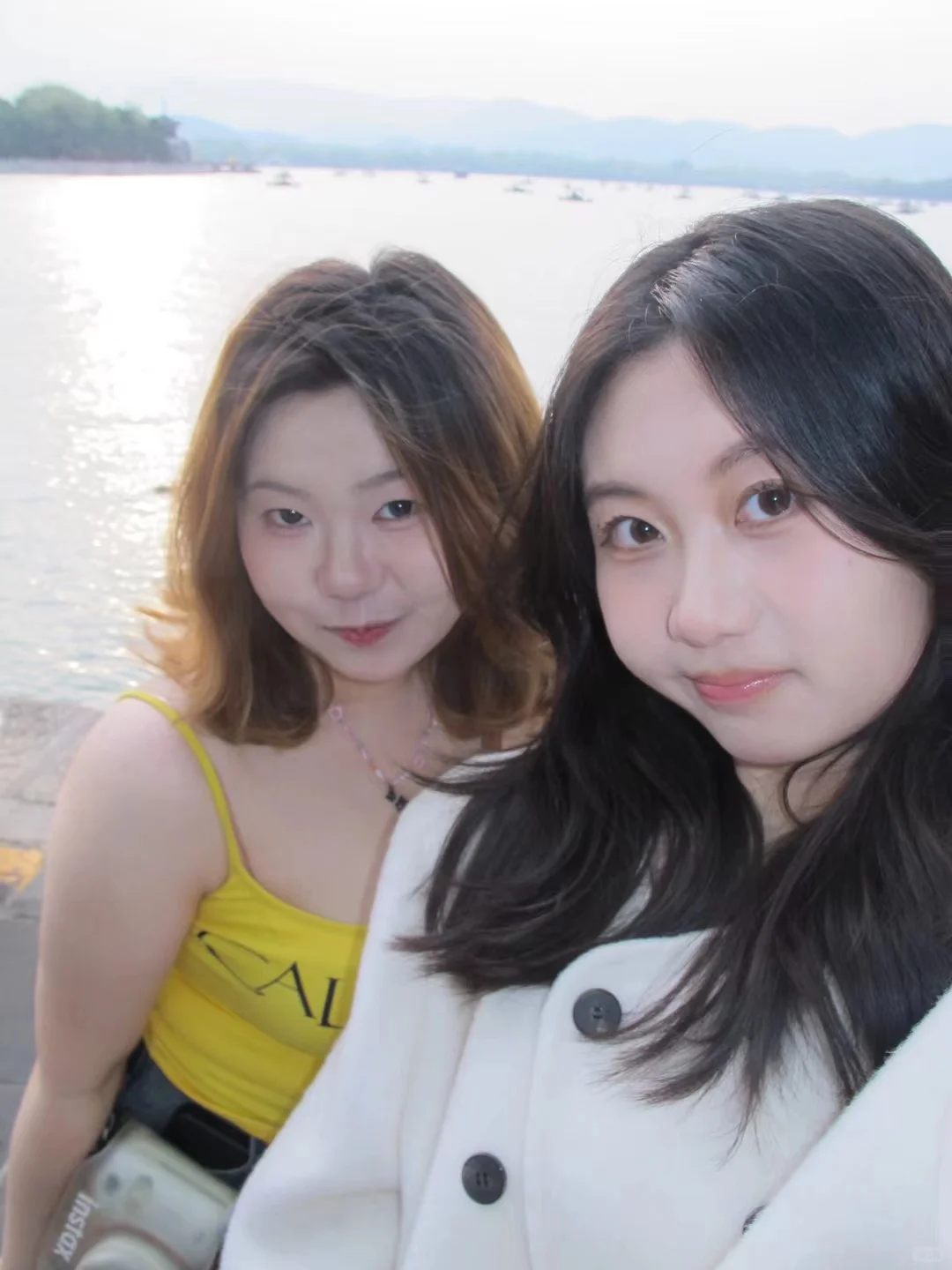 假装是美女