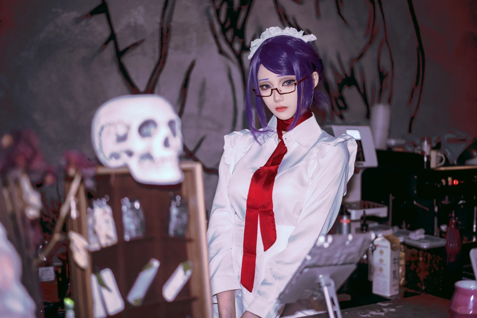 暂时不会吃这位可爱的小女孩儿哦