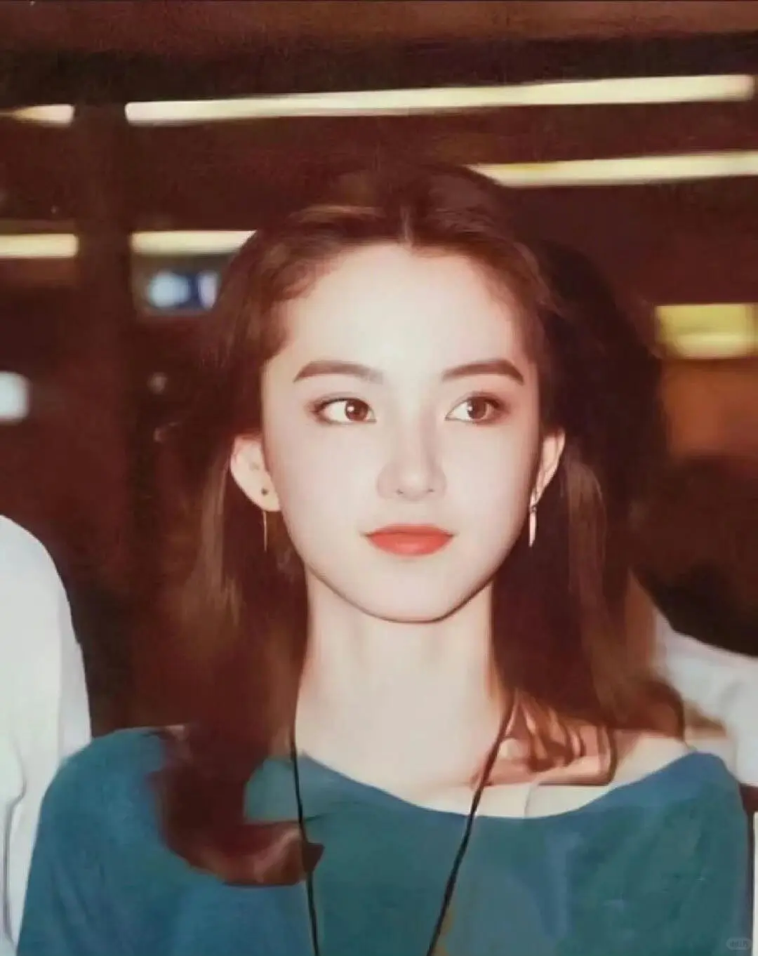 生活需要多看美人。