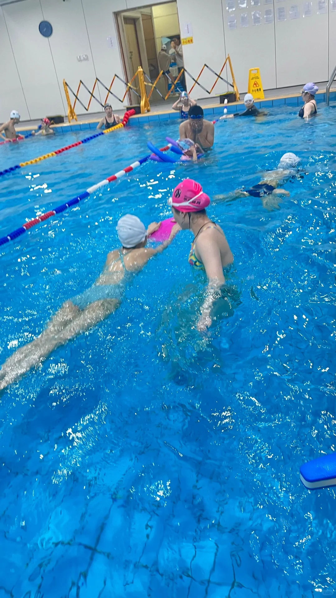 西安旱鸭子集结地🏊女大教游泳699十节课