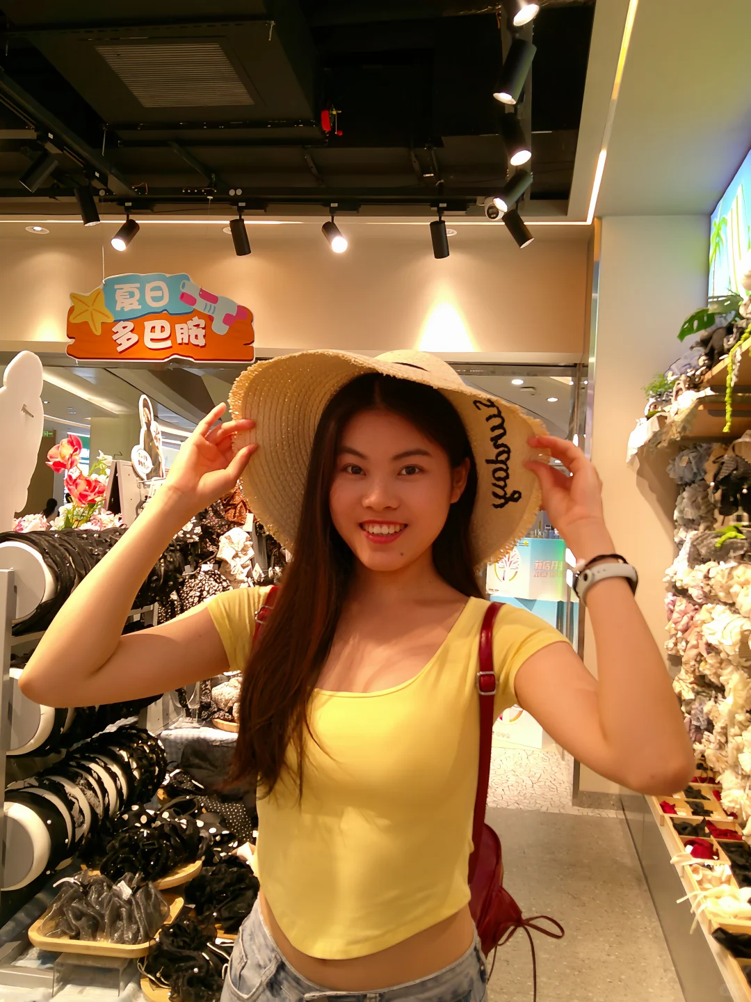 这就是游泳女教练吗