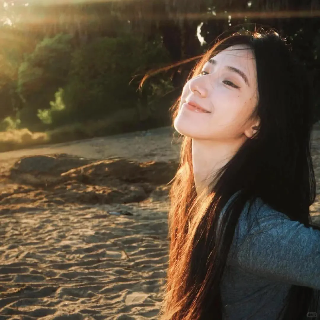 女头｜阳光洒下来，好温柔啊！