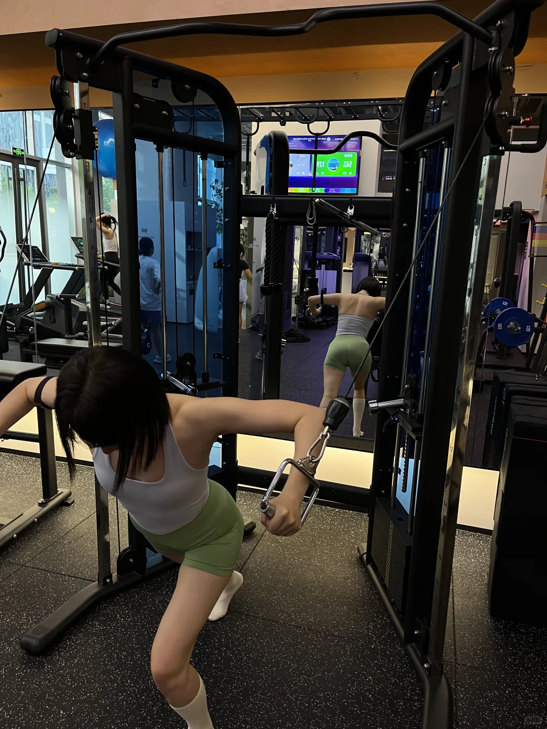撸铁女们的健身日常👧