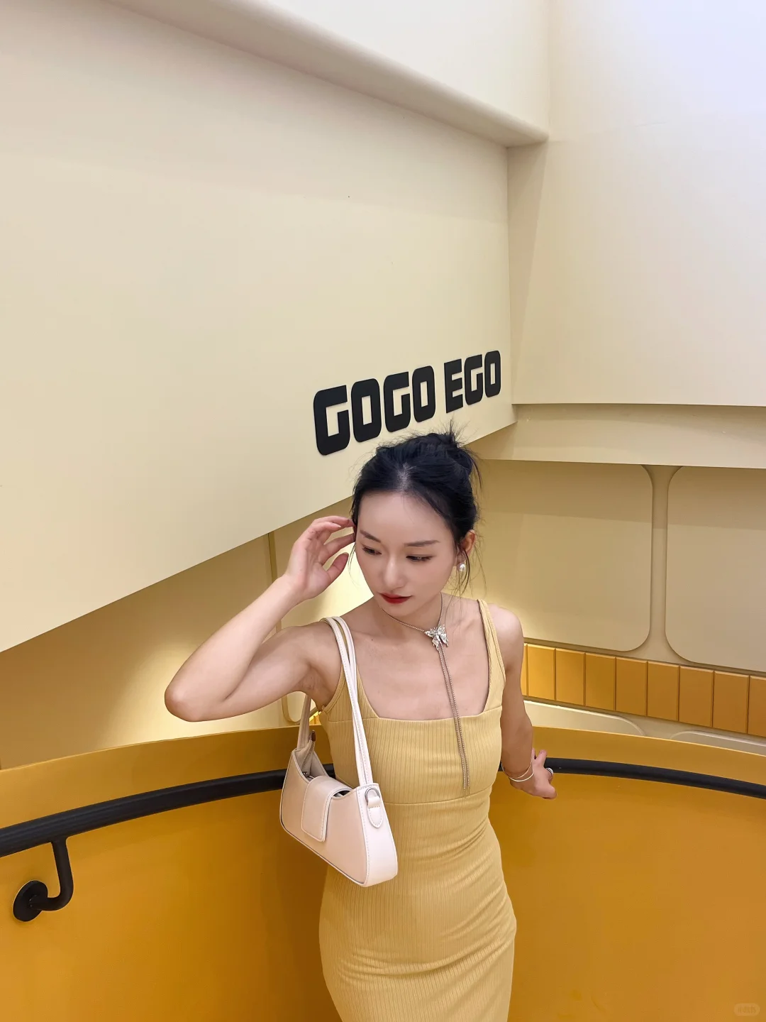 OOTD🧡黄色系穿搭 辣辣