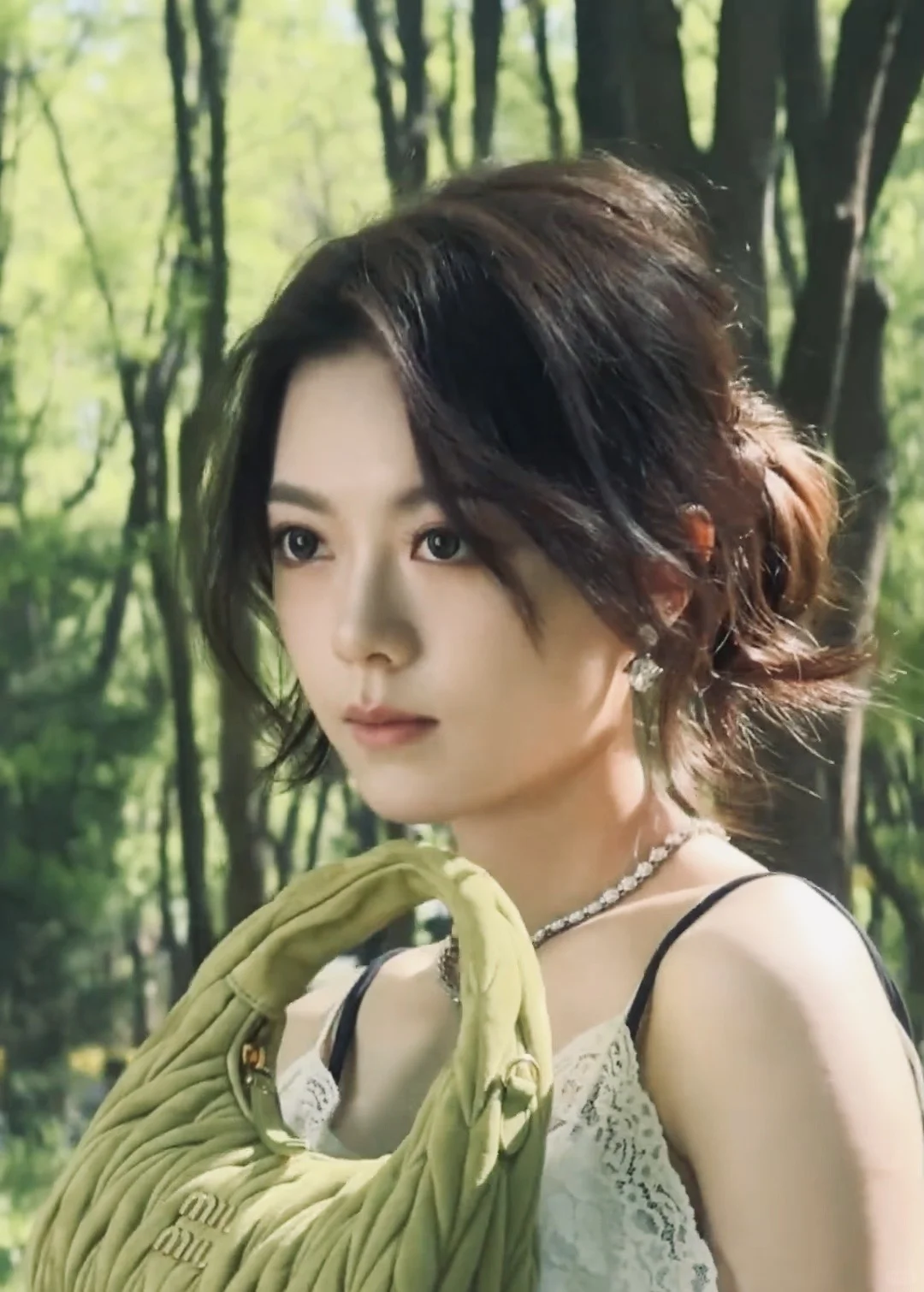 她现在好美啊