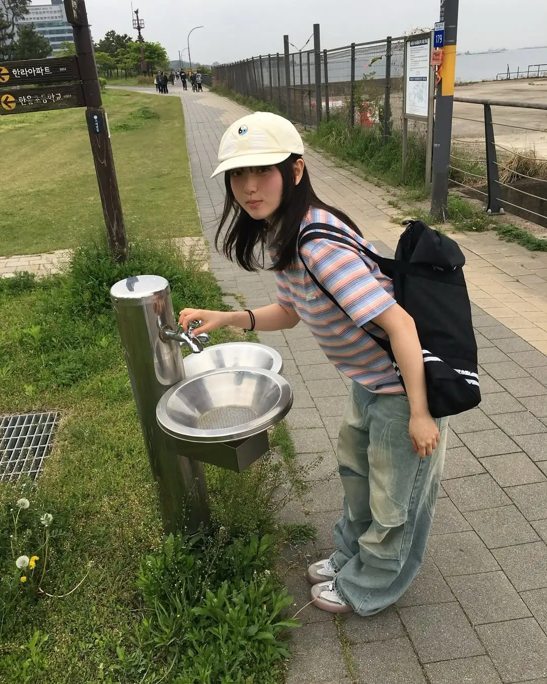 很不一样的韩女 又甜又亚
