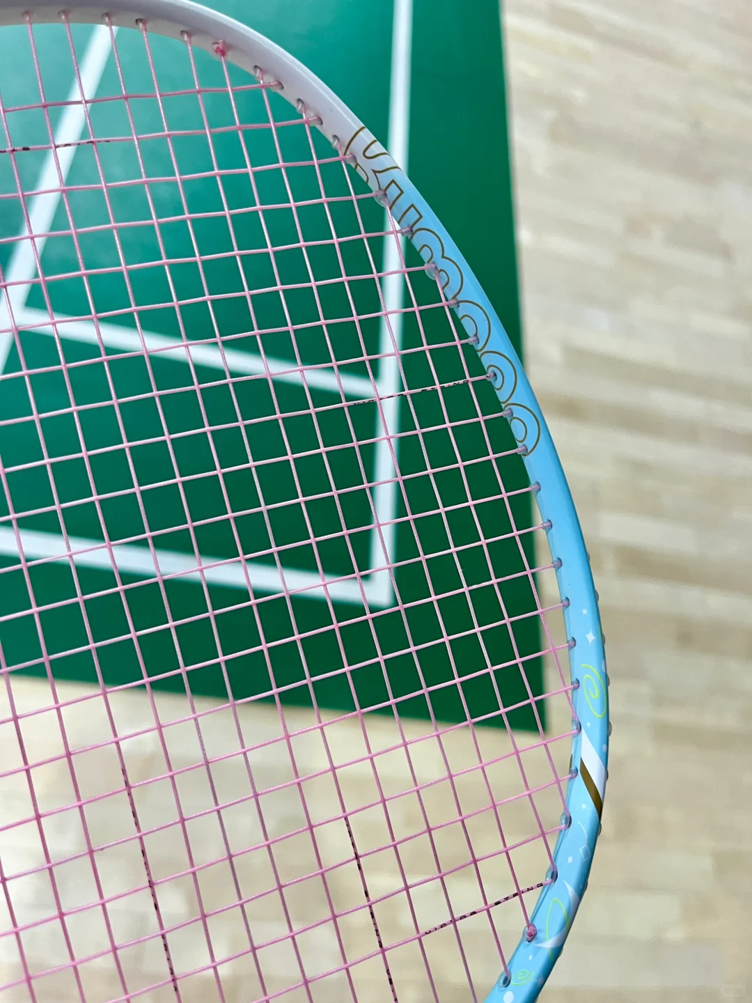 假装球场女大的一天🏸️