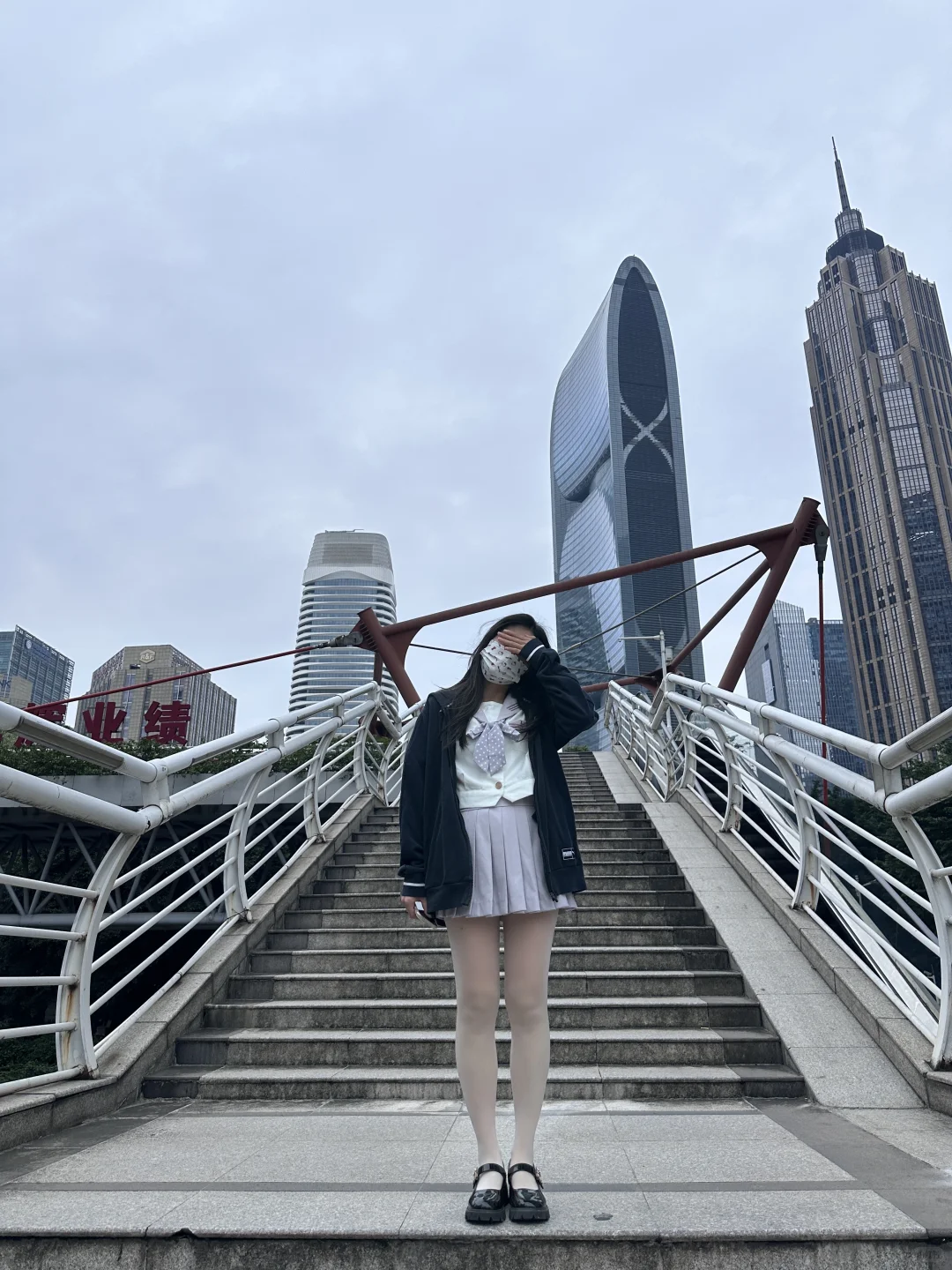 📷 记录穿水手服出门的小日子｜白丝日常版💫