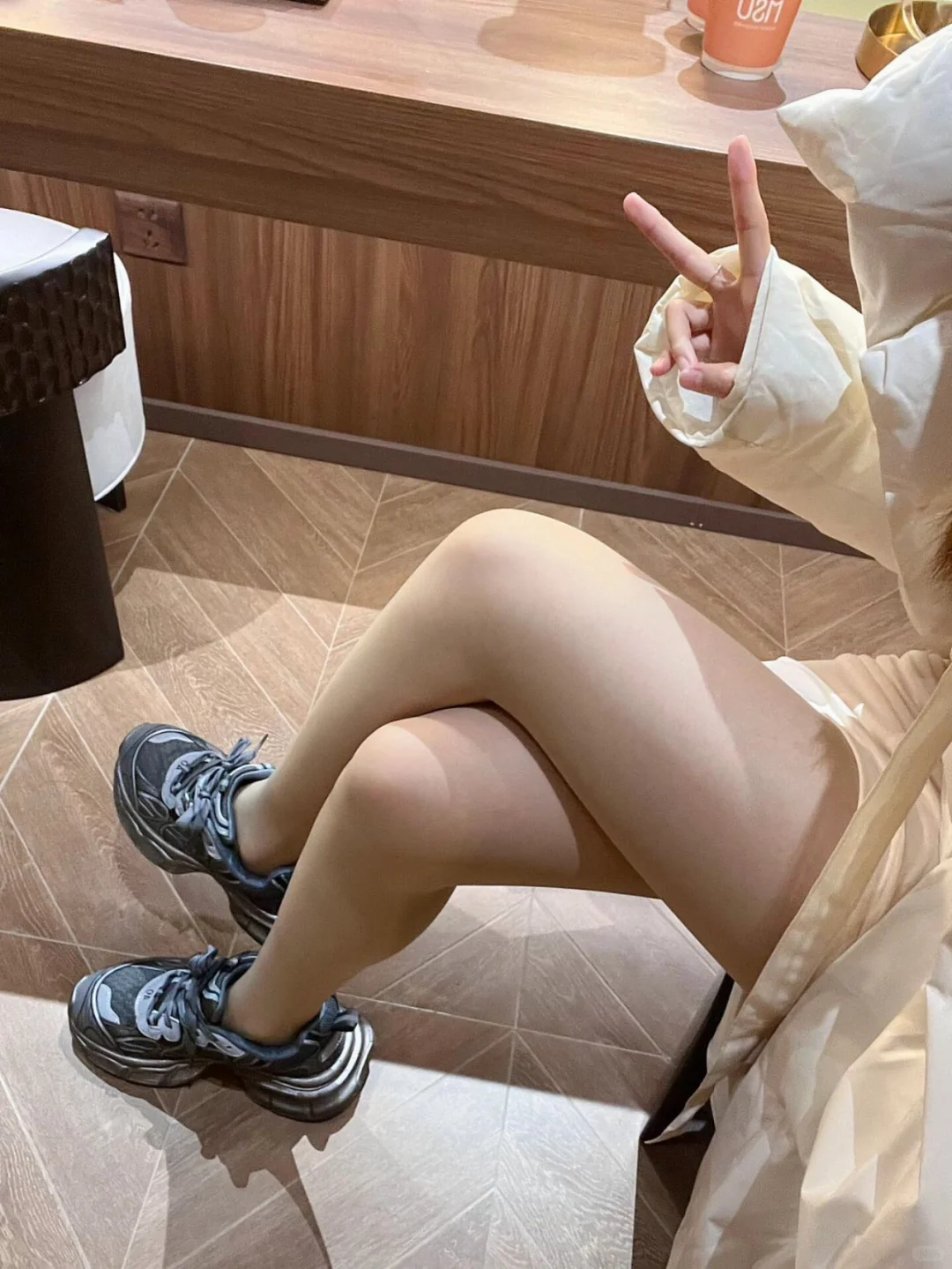像单独给腿开美颜？9.9💰美肤袜上腿真香