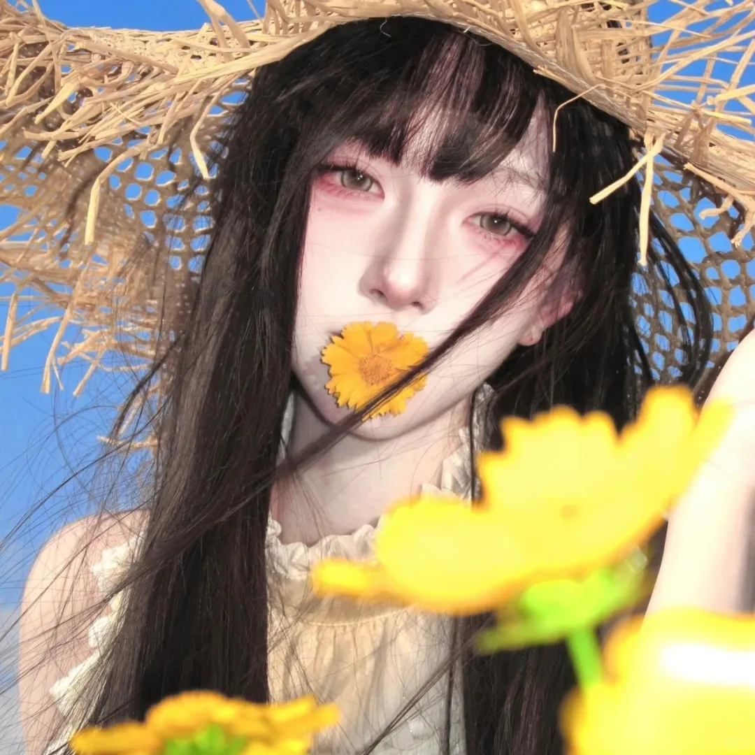 明艳热烈的头像