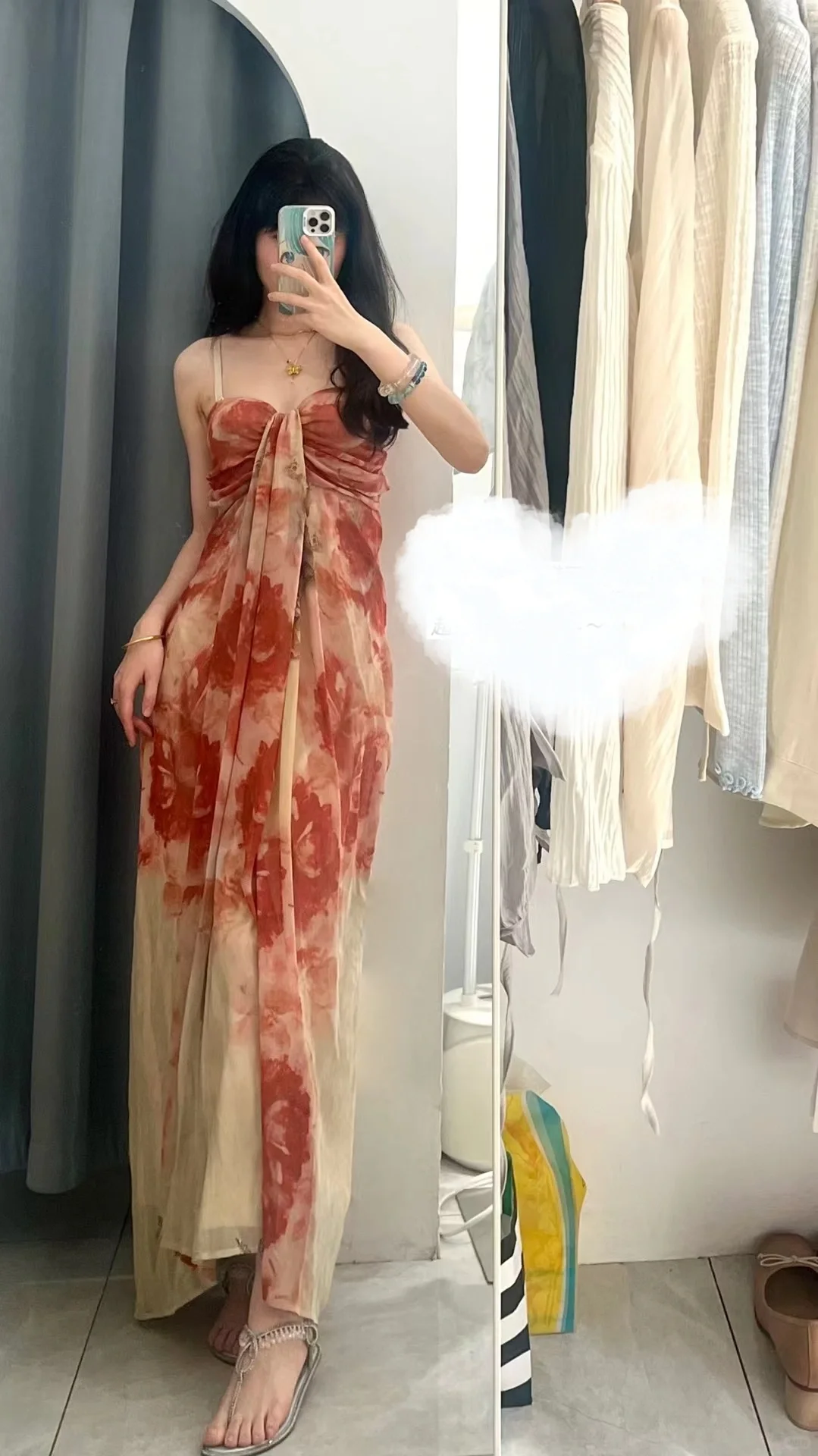 出去玩的小裙子二选一