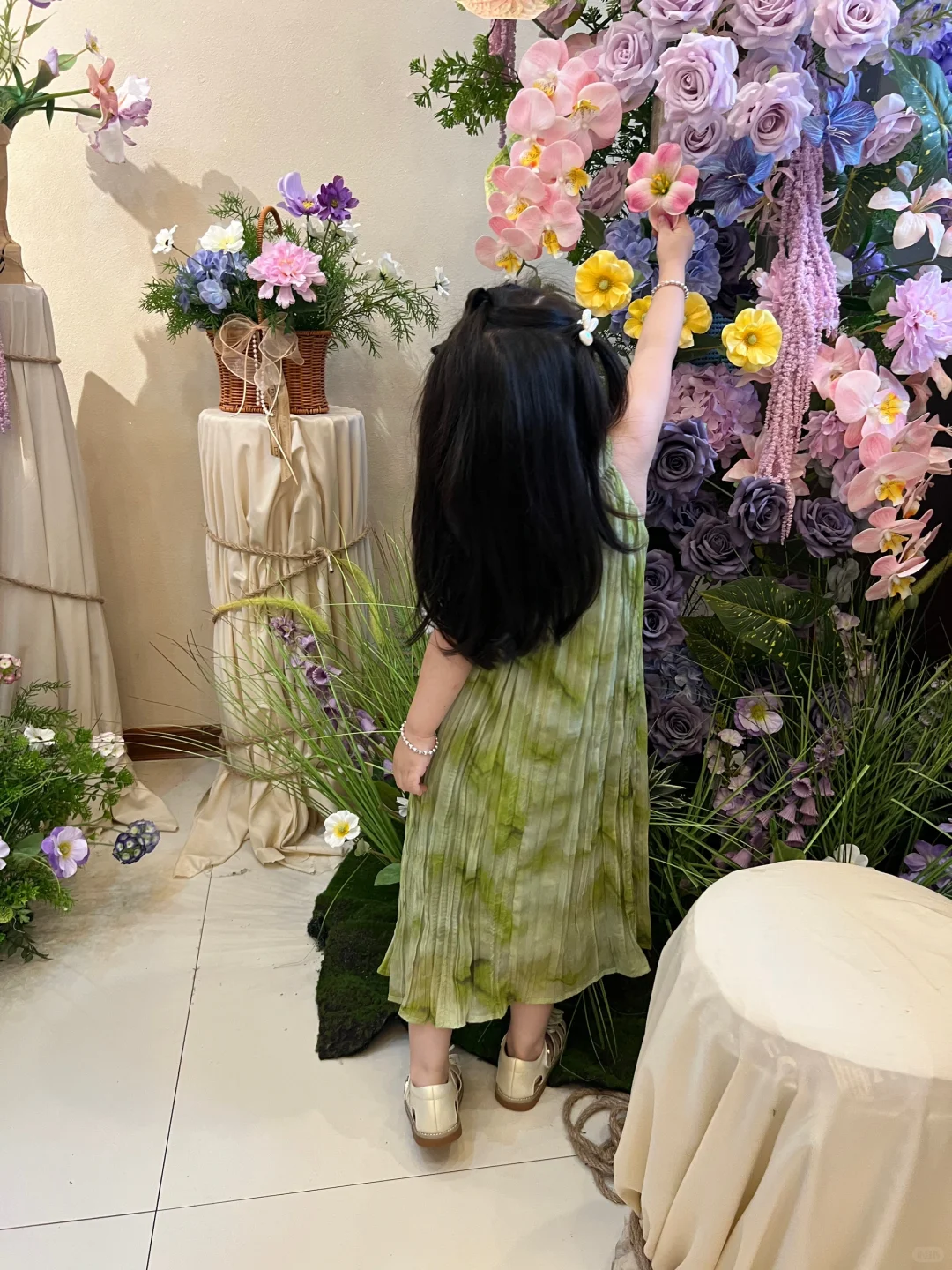 好喜欢女鹅这条裙子～