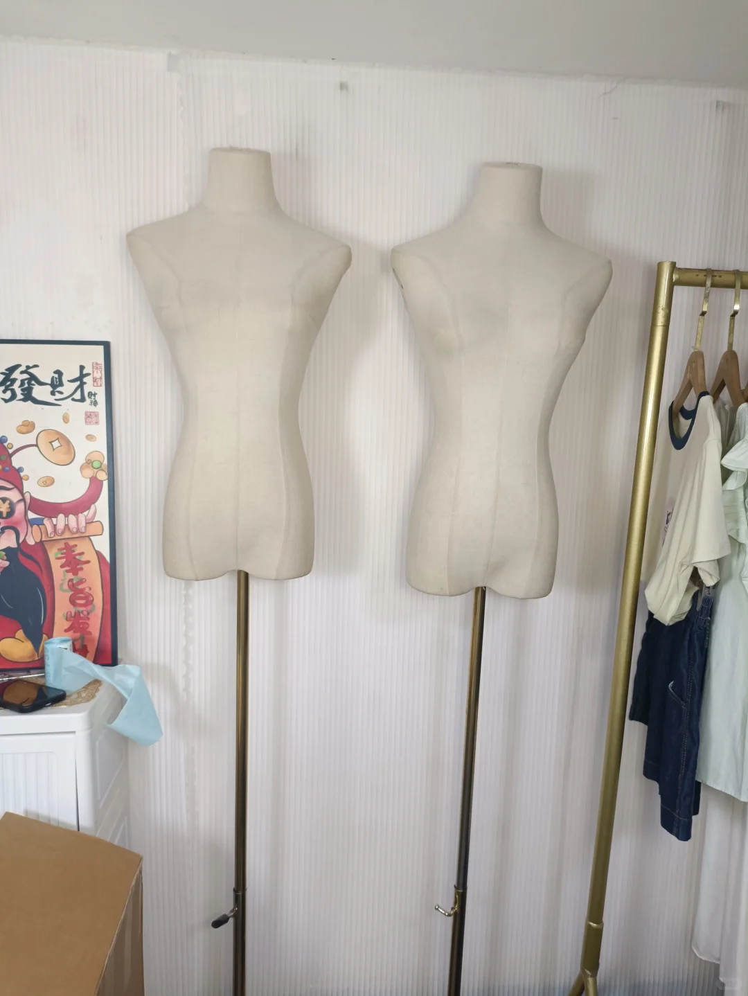模特80两个，南宁，自提