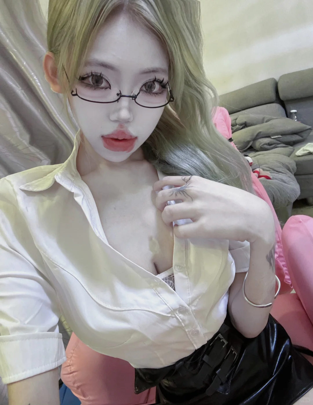 抵抗我？