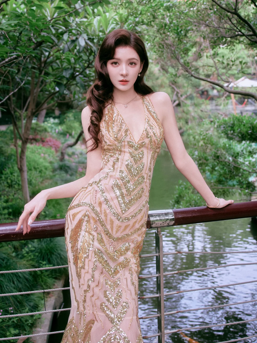 美图分享丨张予曦：花应该自由且热烈的盛放