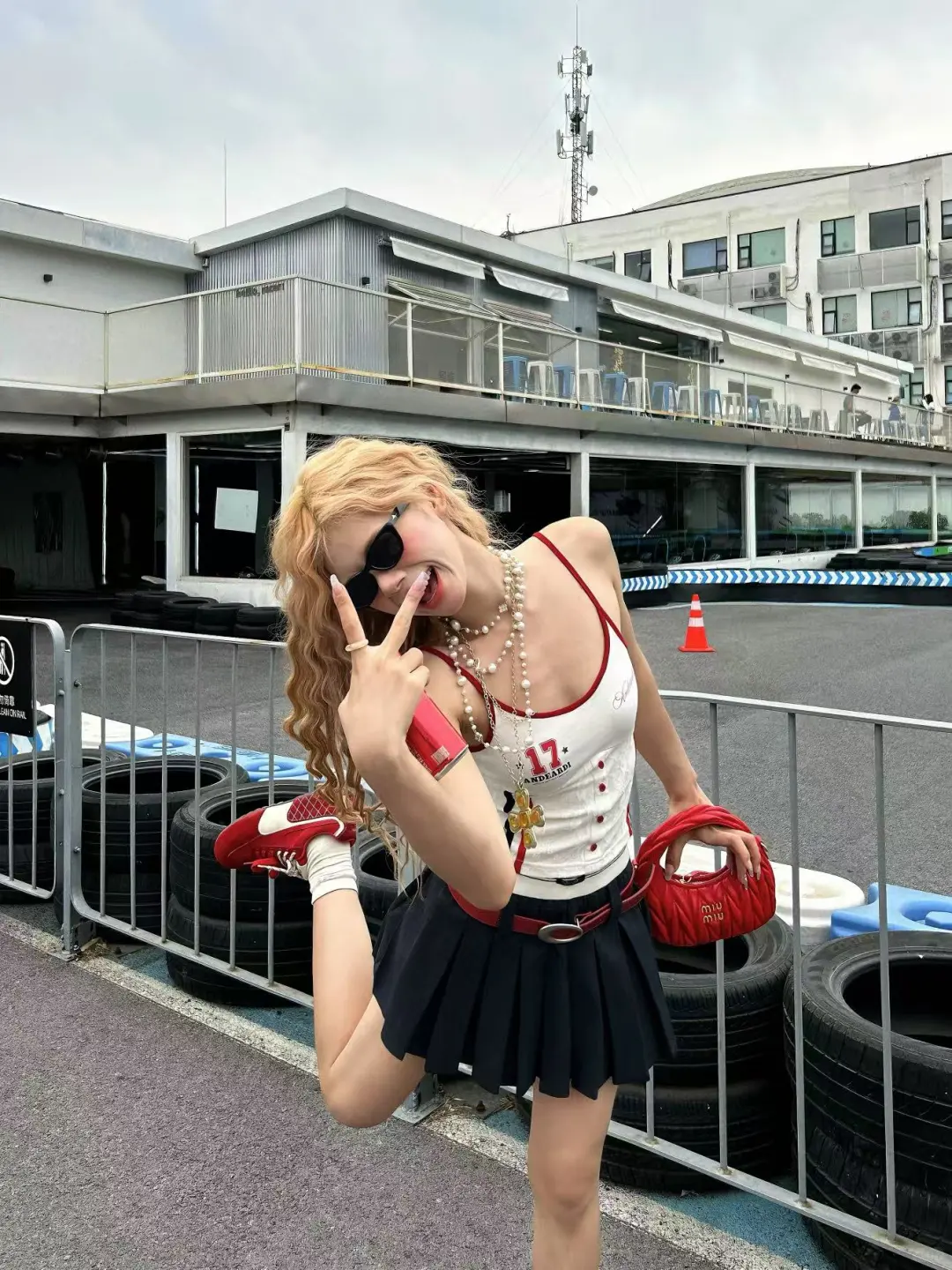 🎞️美式辣妹～这样出去拍照太出片了！📷