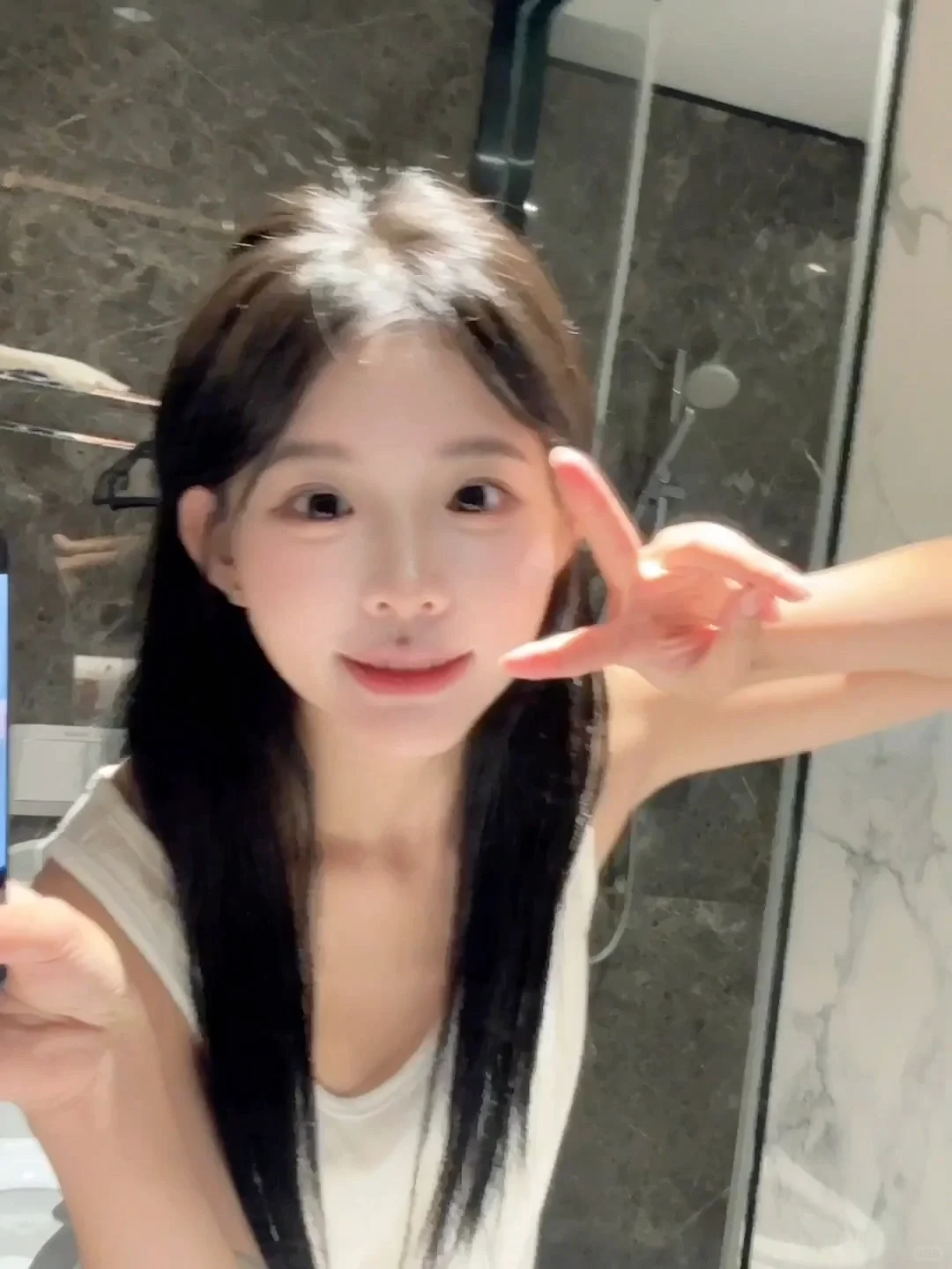 今日是剪刀手一枚✌️