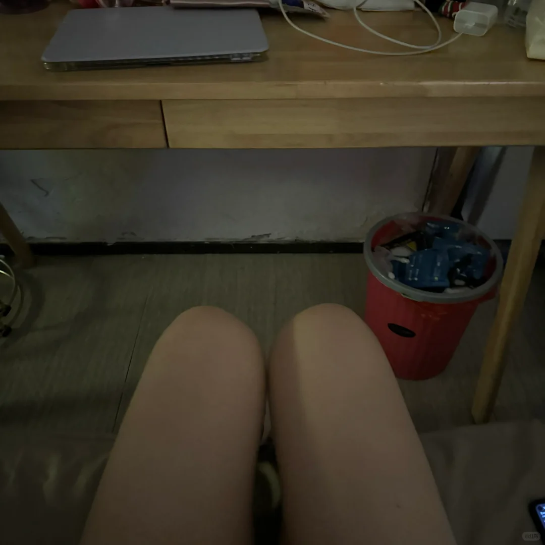 嗯 大白火腿肠 啊哈哈哈