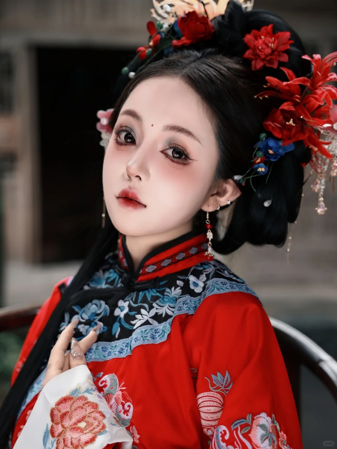 世事皆流水，浮生一场梦︱景德镇清汉女写真