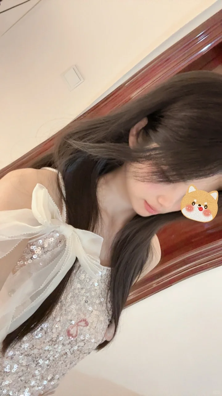 今天是甜妹穿搭、好喜欢这套啊啊啊！