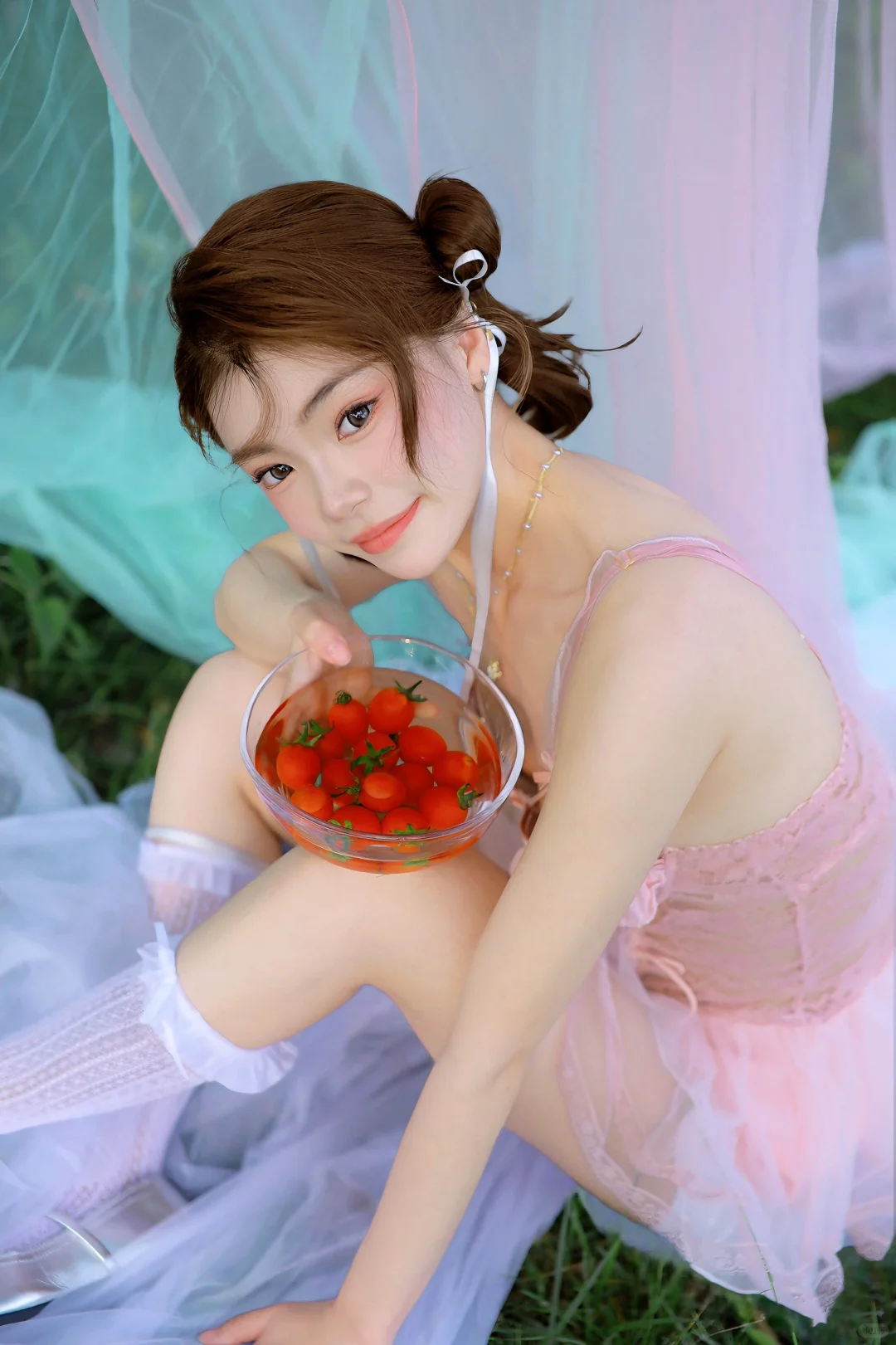 救命！陪闺蜜拍纯欲写真被男生追着要卫心了
