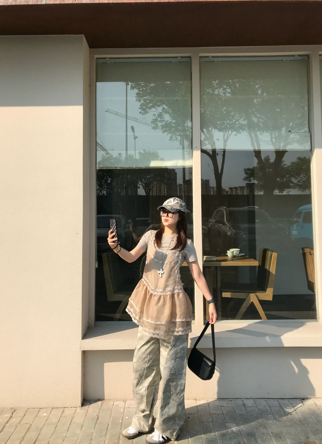 天气这么好 当然要出来晒太阳🌞