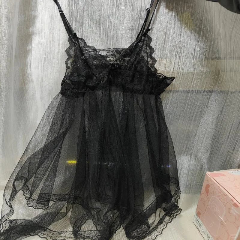 💫黑色吊带裙，性感显瘦，气质百搭👗