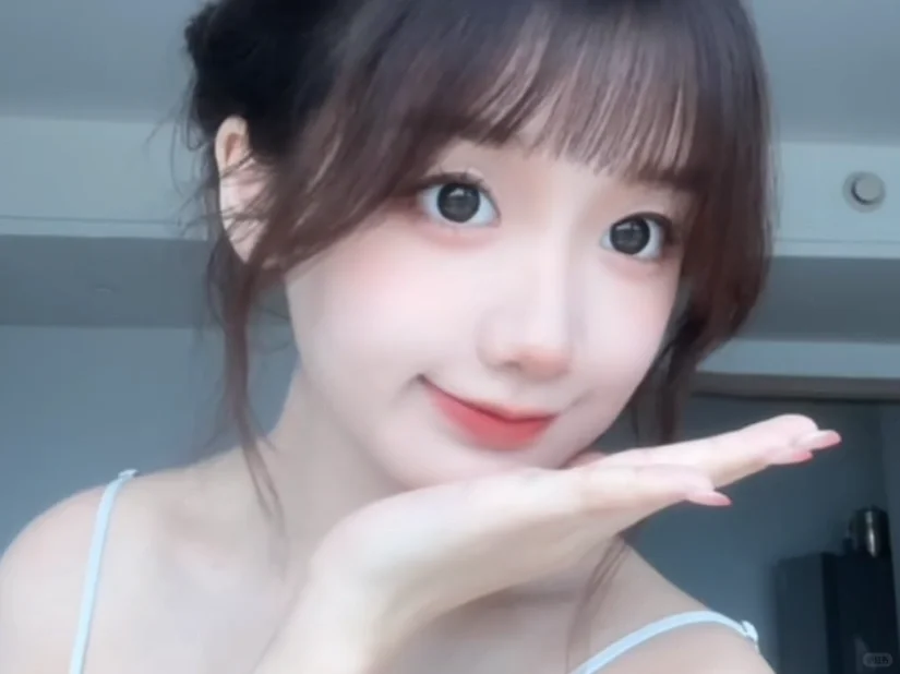 05女大模特 新人🉑️互动 蹲摄影师