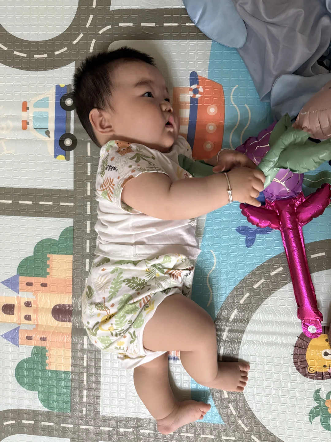 今天是美腿博主
