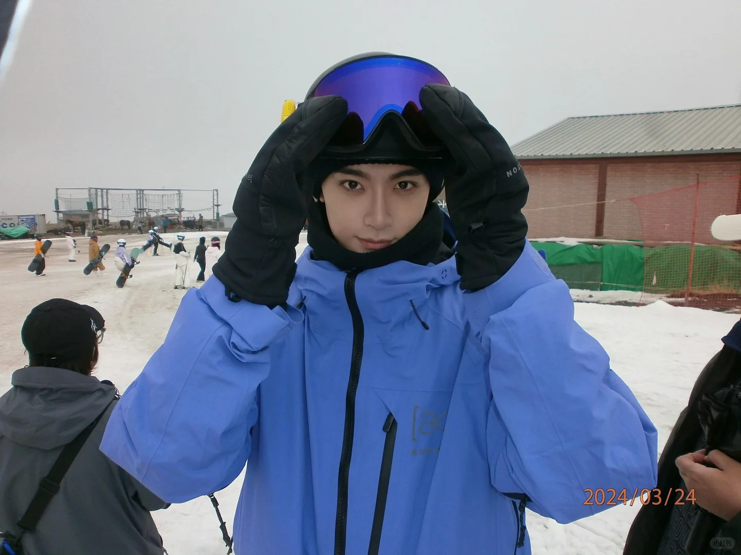 ❤️林一首本【冬日回响】写真集已下单❤️