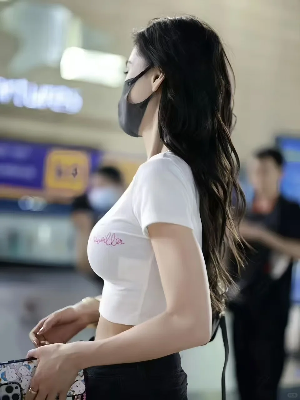 baby这种🐻型是什么内衣穿出来的啊
