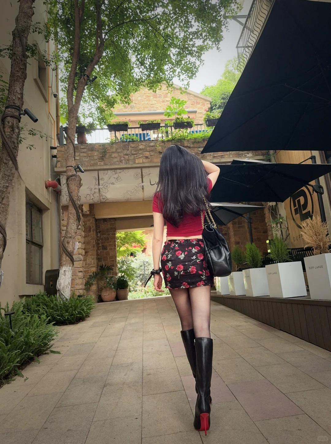 你比红色更热烈
