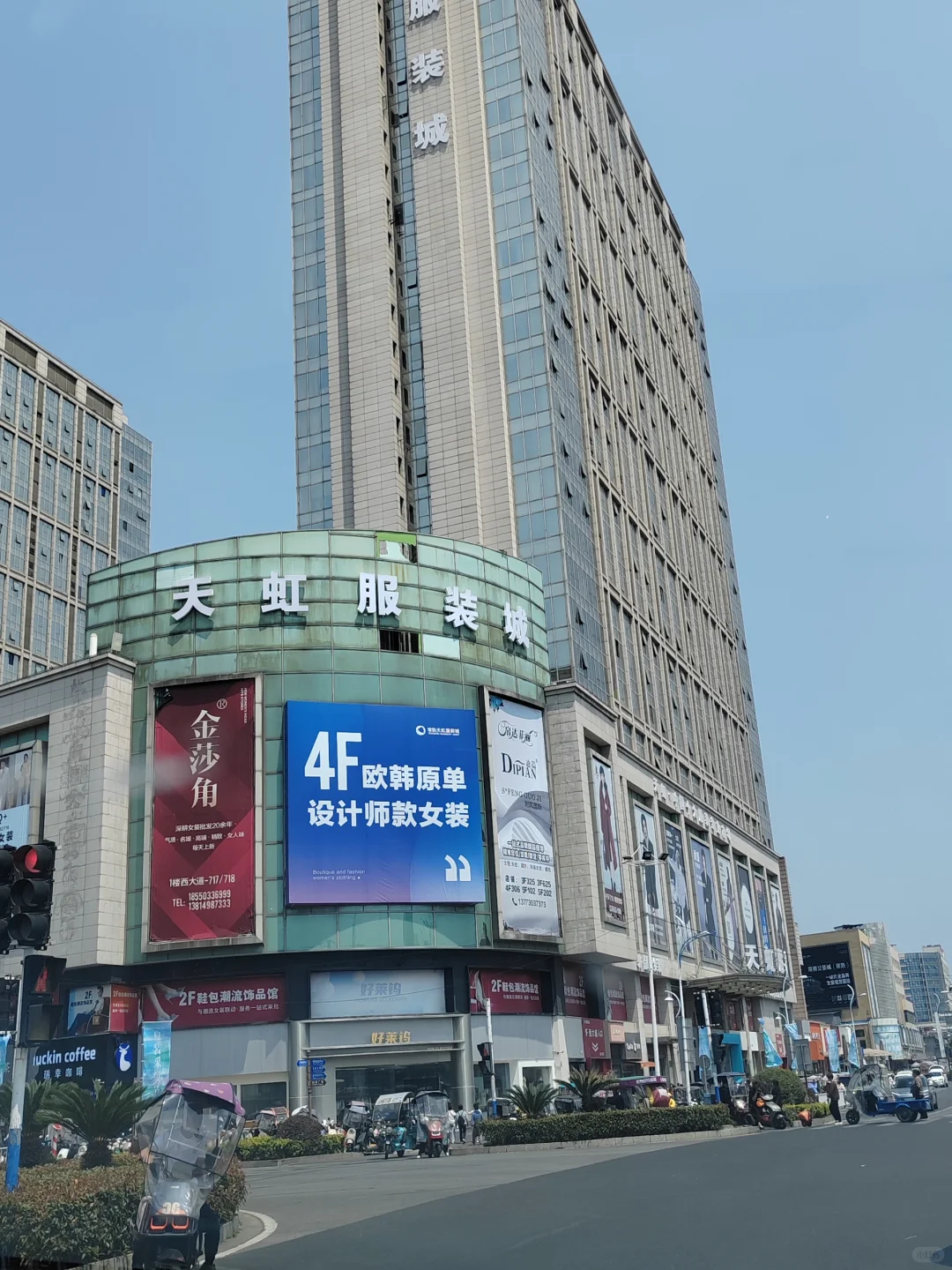这些裙子，买时心动穿时心疼...