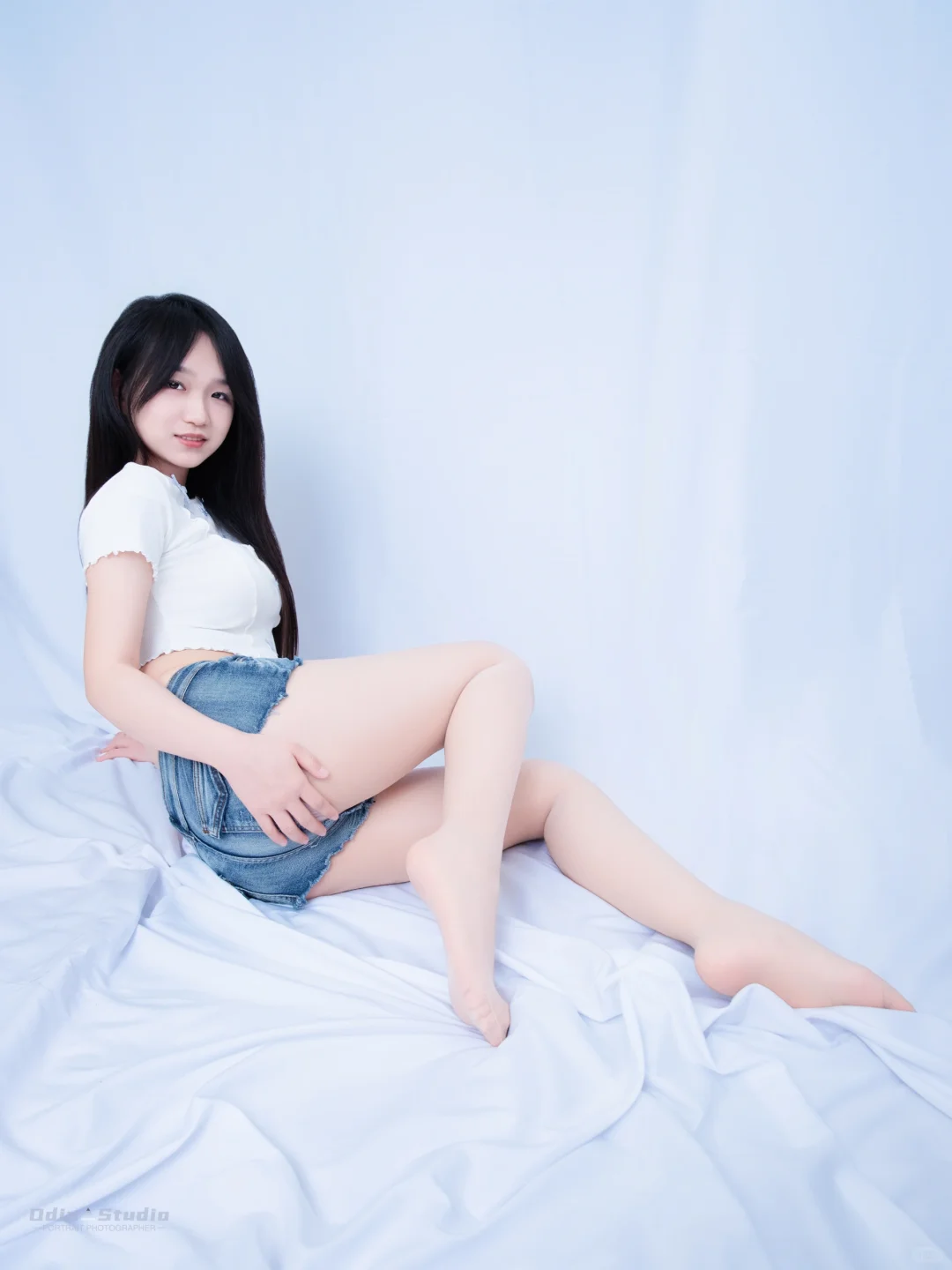 辣妹热裤写真