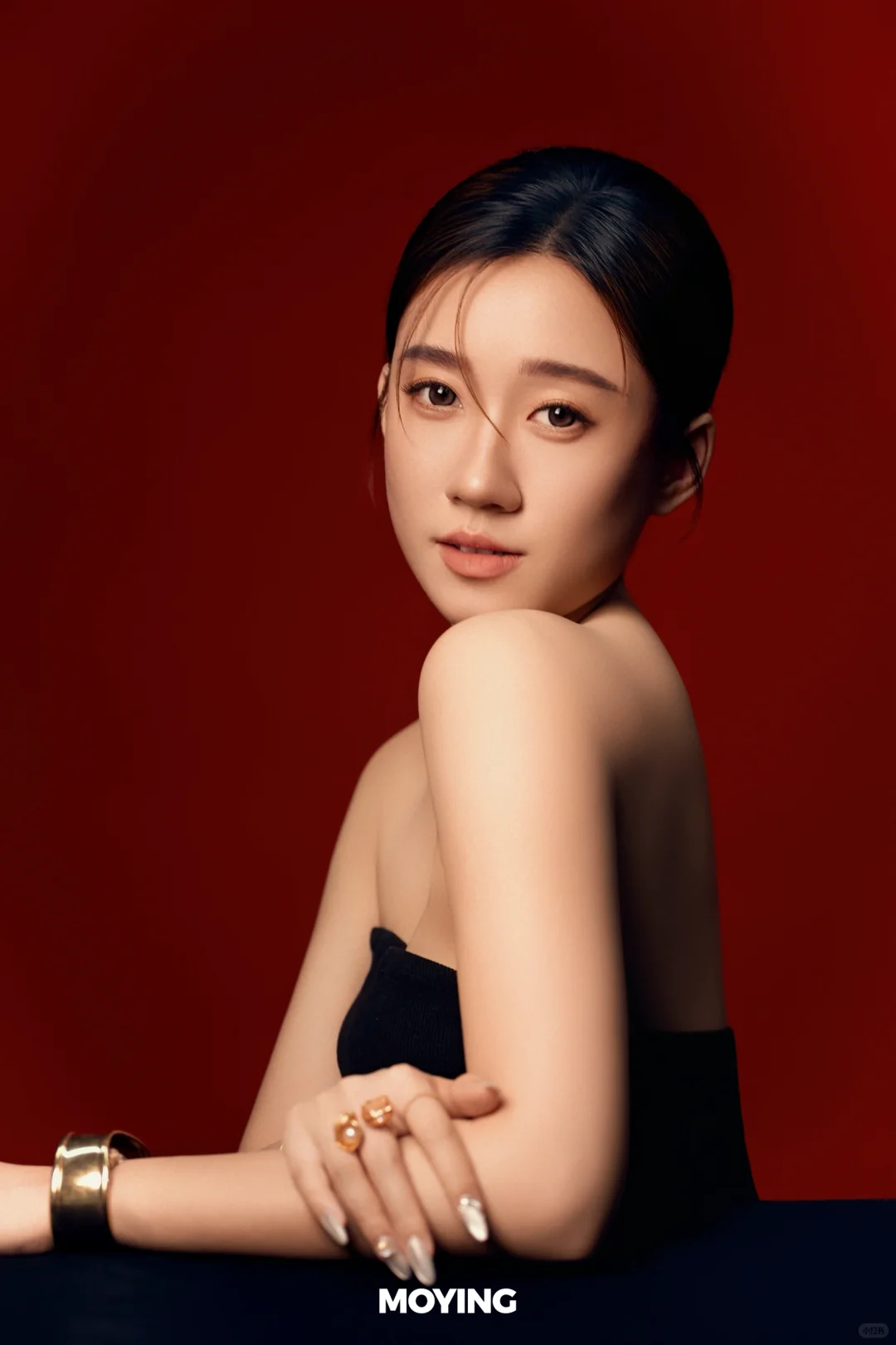 30+轻熟女肖像｜清冷破碎氛围感写真天花板