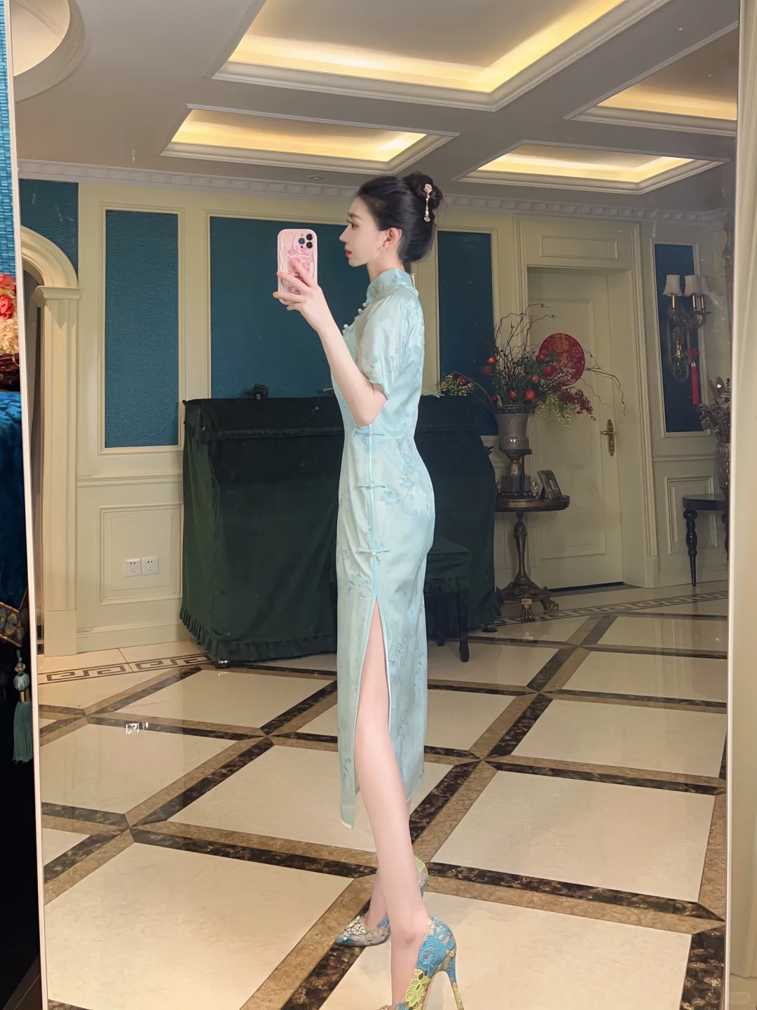 穿上一秒书香气息的旗袍 民国女教师