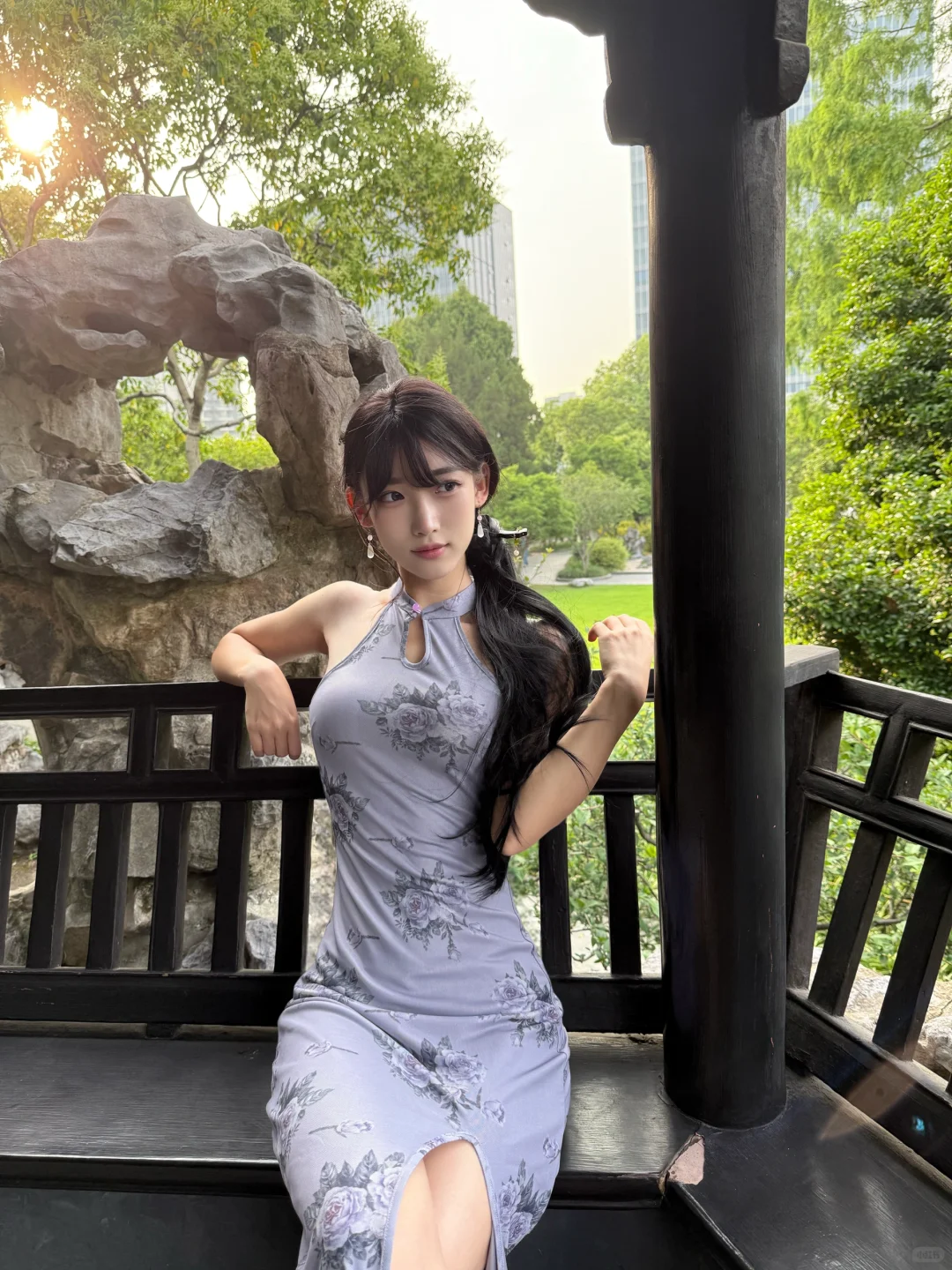 紫色旗袍 女人的医美