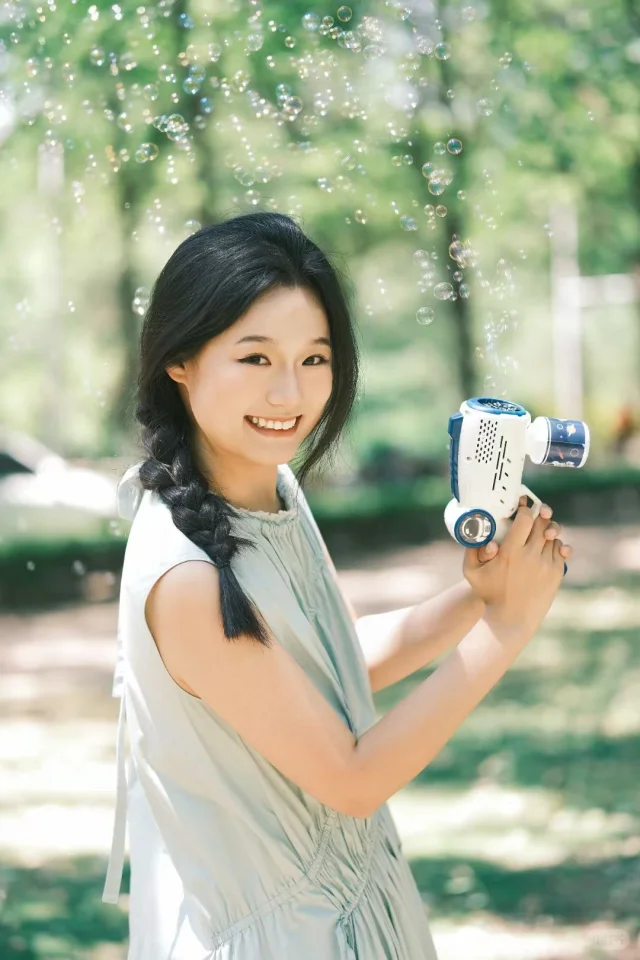 高新区郑州大学约妆客返！明艳大美女！