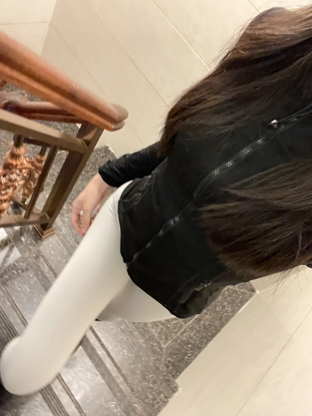 好看！第一次尝试其它颜色的瑜伽裤
