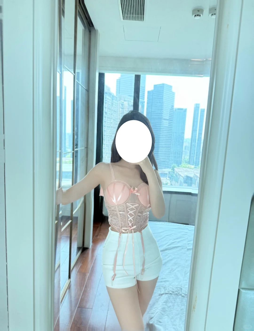 左滑上身｜粉粉嫩嫩的约会穿搭
