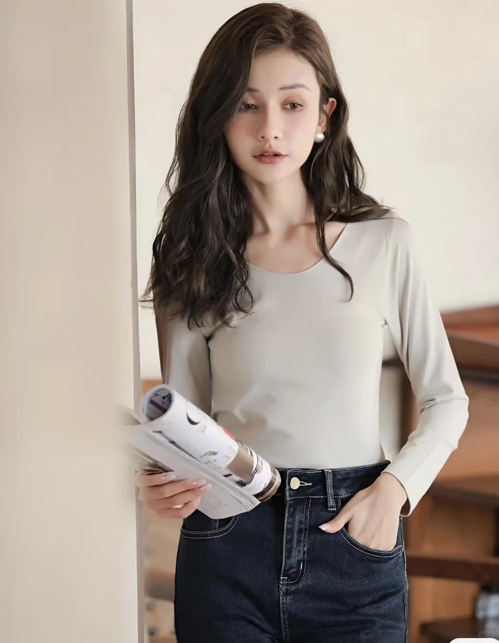 可甜可辣的甜美女模，保暖内衣也很好看呢