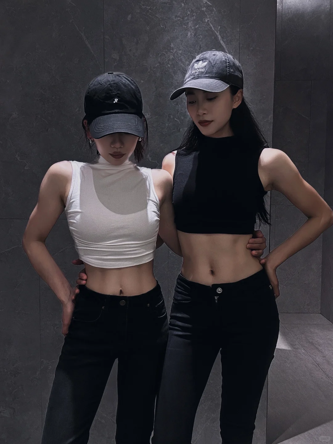 健身女孩不秀身材难道秀恩爱吗？