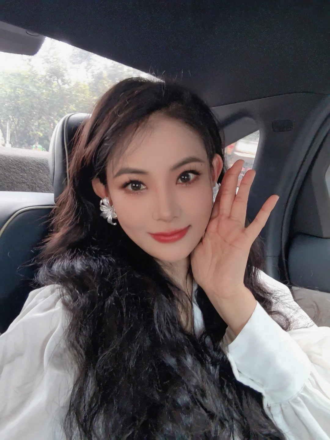 无感，似乎是当下的所有情绪嗯嗯