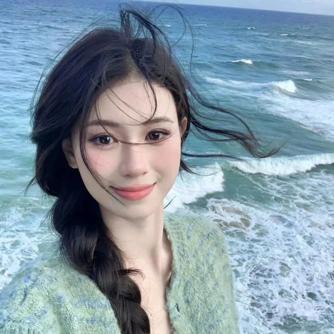 WeChat女头 | 她于山野中盛开