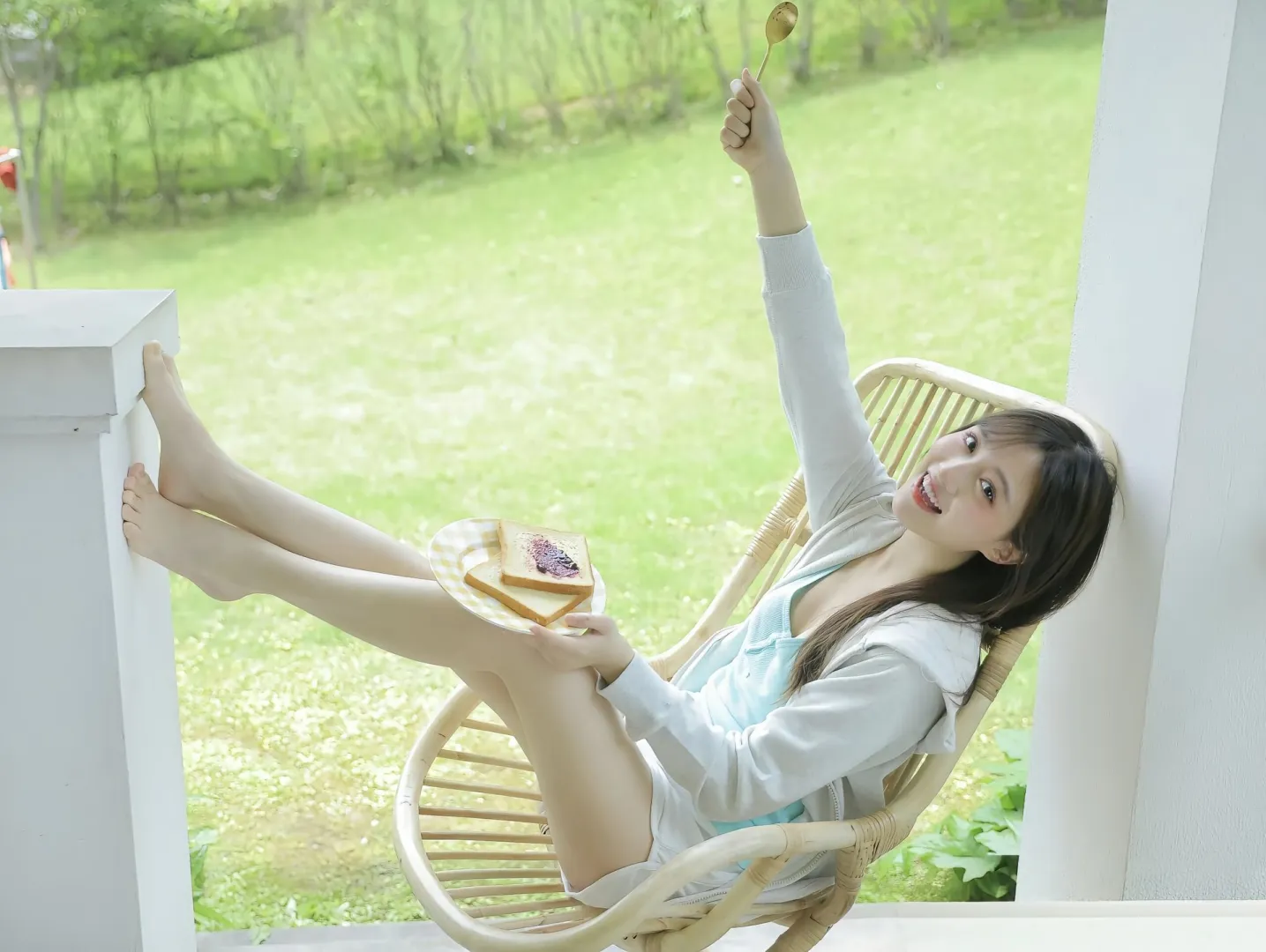 费沁源宣布退出SNH48