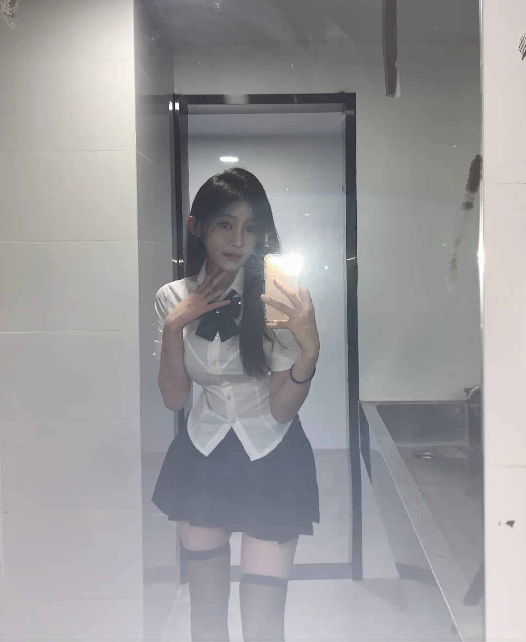 左滑看脸