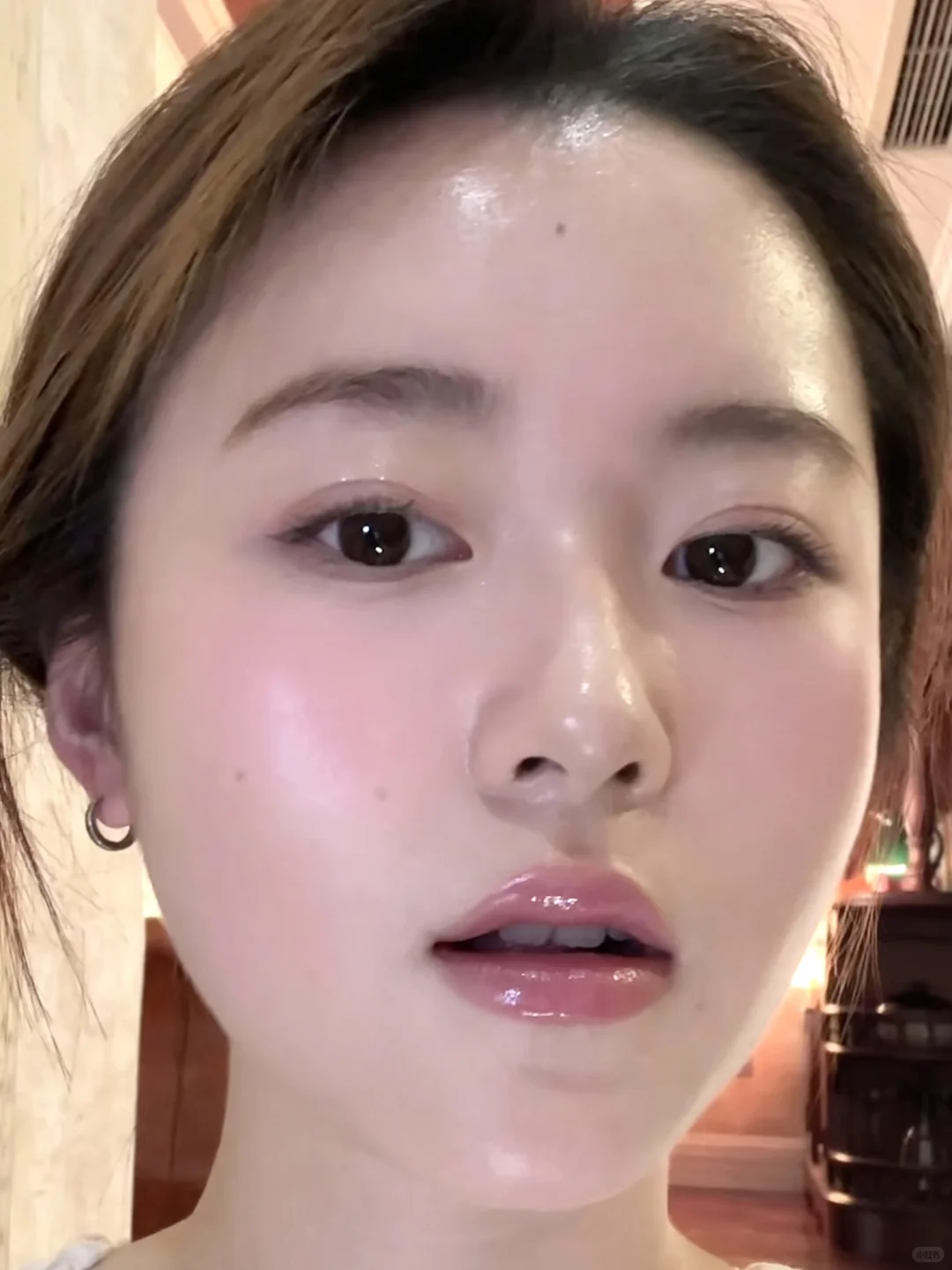 水灵灵的小女孩一枚吖